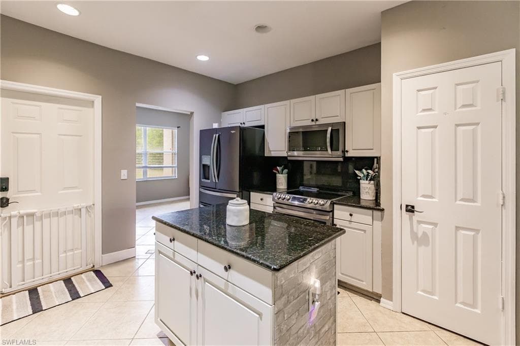 13541 Terry St, Bonita Springs, FL 34135-11