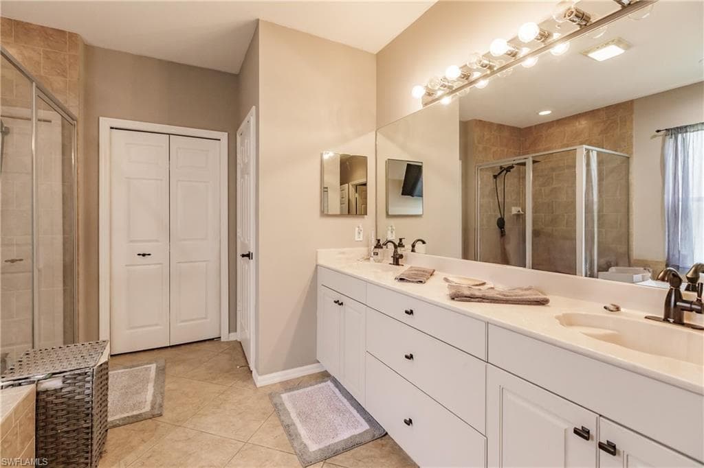 13541 Terry St, Bonita Springs, FL 34135-20