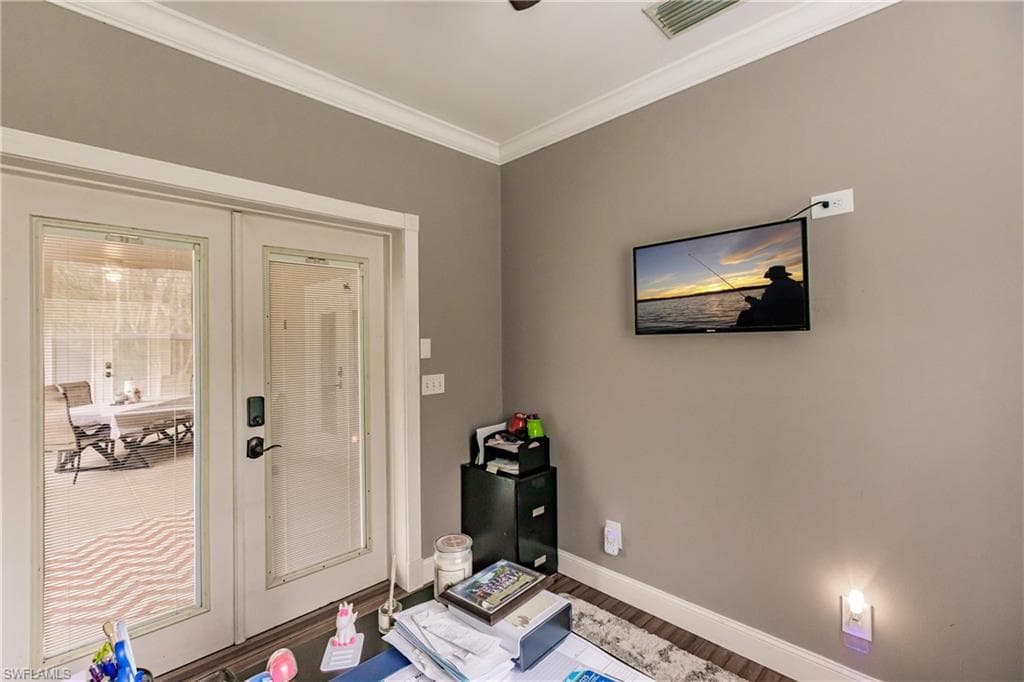 13541 Terry St, Bonita Springs, FL 34135-5