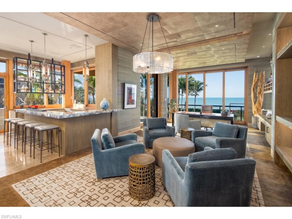 25 16th Ave S, Naples, FL 34102-7