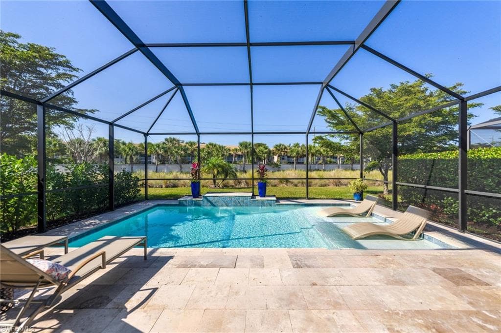 /property-images/225003368-2.jpg