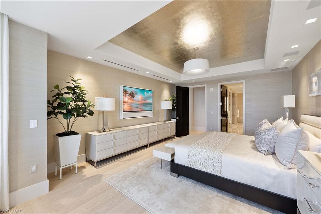 6897 Grenadier Blvd Ph-3, Naples, FL 34108-18