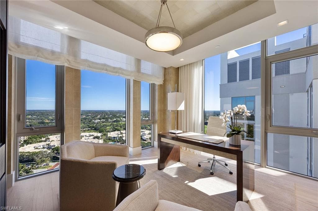 6897 Grenadier Blvd Ph-3, Naples, FL 34108-34