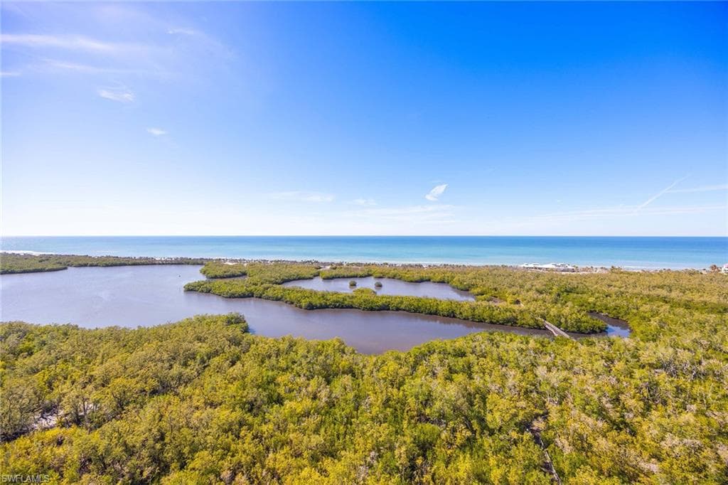 6897 Grenadier Blvd Ph-3, Naples, FL 34108-38