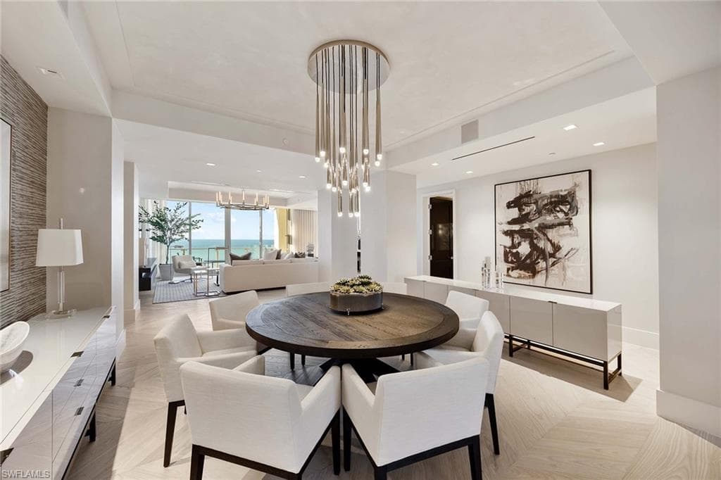 6897 Grenadier Blvd Ph-3, Naples, FL 34108-7