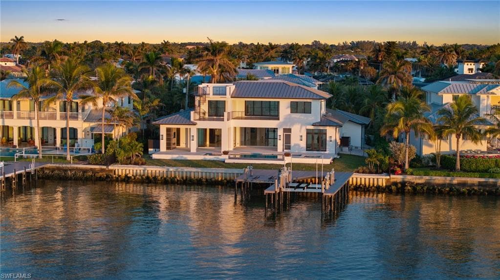 2188 Kingfish Rd, Naples, FL 34102-1