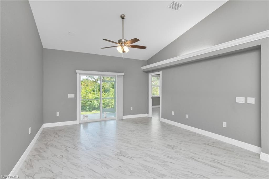 113-115 Gilbert Ave S, Lehigh Acres, FL 33973-7