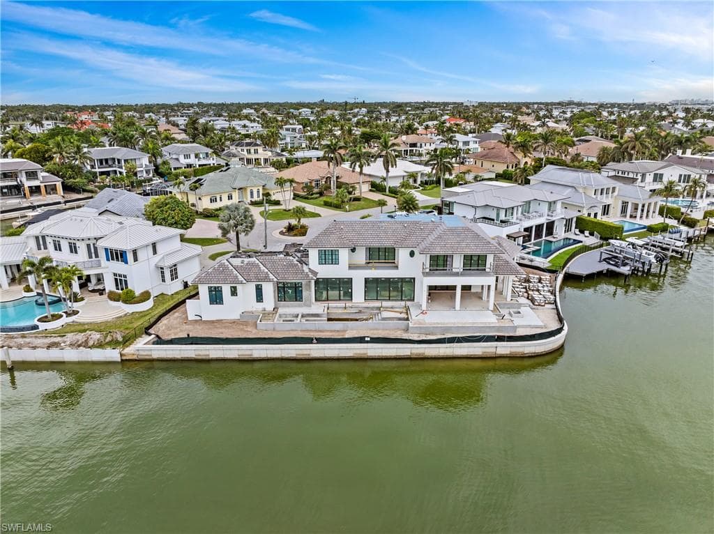 2375 Snook Dr, Naples, FL 34102-9