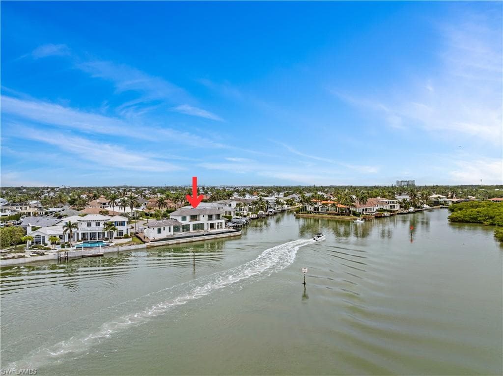 2375 Snook Dr, Naples, FL 34102-11