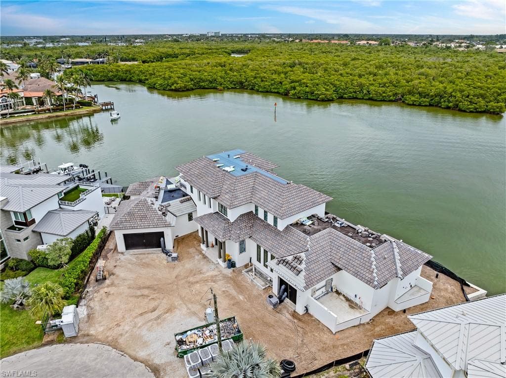 2375 Snook Dr, Naples, FL 34102-4