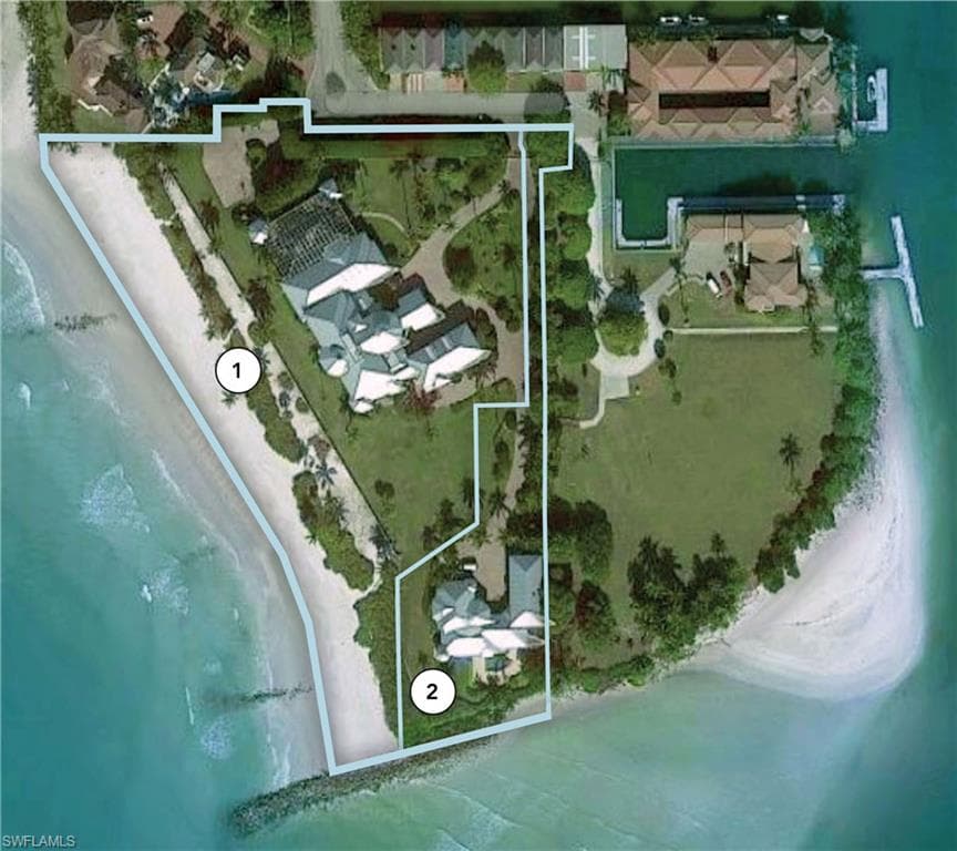 100 Bay Rd, Naples, FL 34102-8