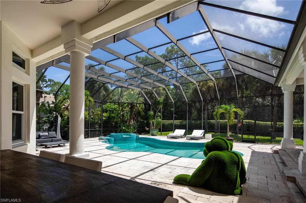 1331 Little Blue Heron Ct, Naples, FL 34108-32