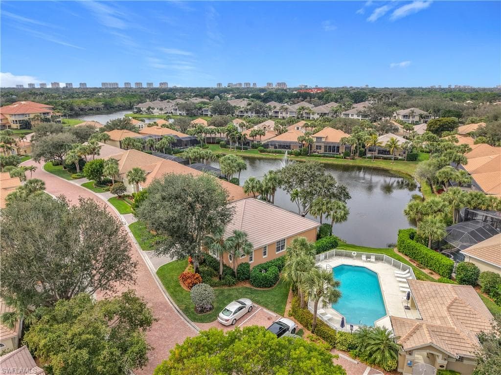 2325 Island Cove Cir, Naples, FL 34109-43