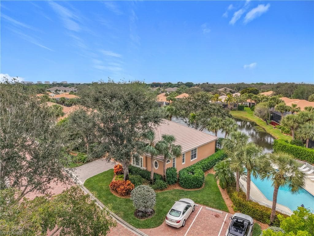 2325 Island Cove Cir, Naples, FL 34109-44