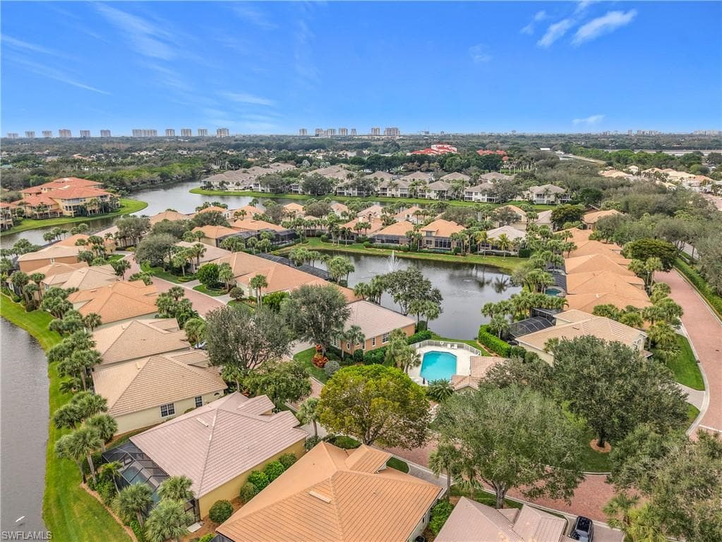 2325 Island Cove Cir, Naples, FL 34109-50