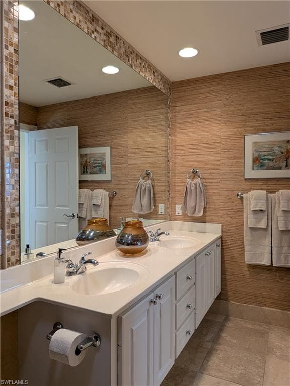 15382 Queen Angel Way, Bonita Springs, FL 34135-8
