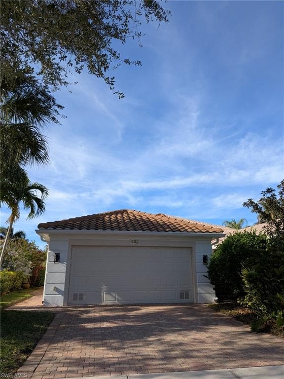 15382 Queen Angel Way, Bonita Springs, FL 34135-2