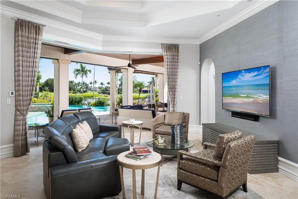 2145 Canna Way, Naples, FL 34105-8
