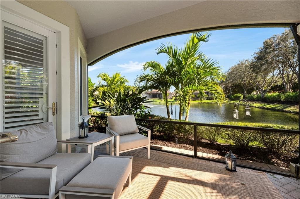 8800 Muirfield Dr, Naples, FL 34109-19