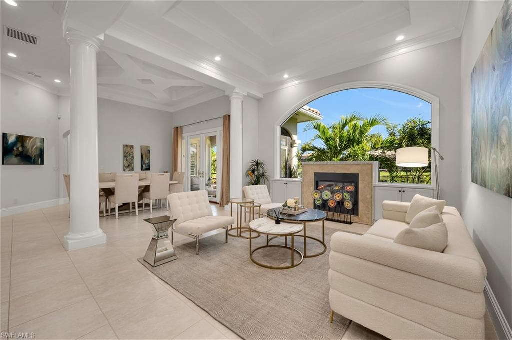 8800 Muirfield Dr, Naples, FL 34109-3