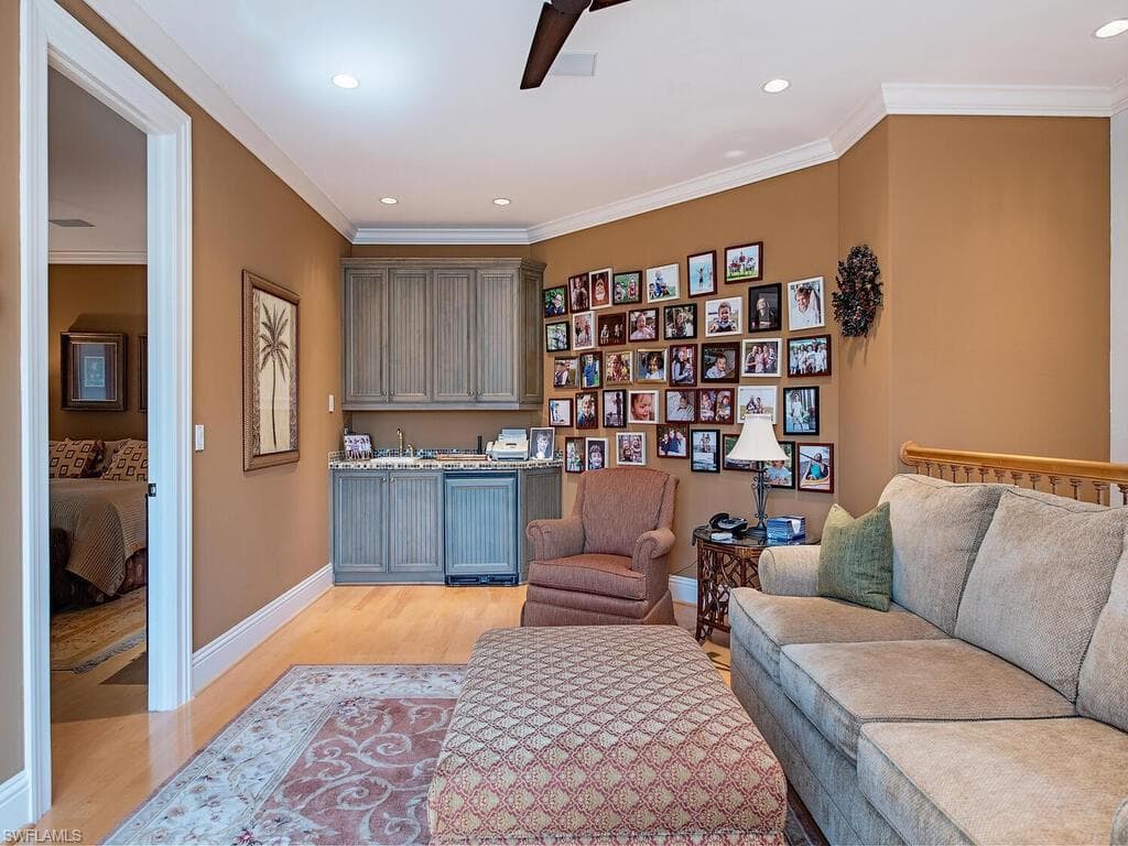 2625 Bulrush Ln, Naples, FL 34105-17