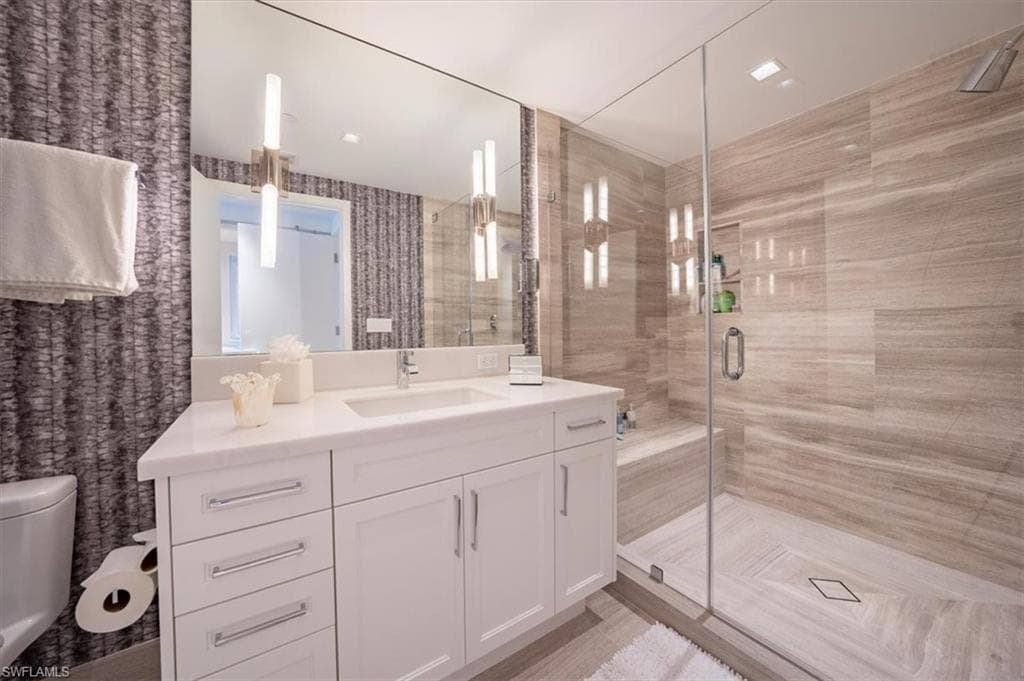 6897 Grenadier Blvd 601, Naples, FL 34108-24