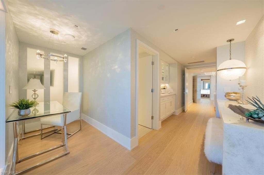 6897 Grenadier Blvd 601, Naples, FL 34108-35