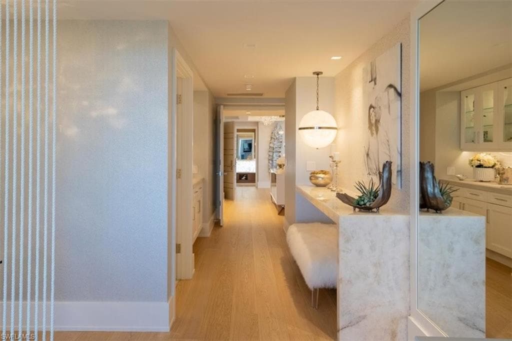 6897 Grenadier Blvd 601, Naples, FL 34108-38