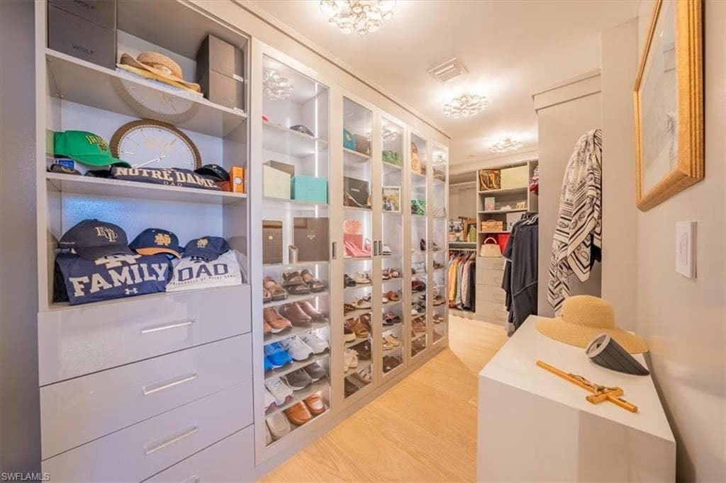 6897 Grenadier Blvd 601, Naples, FL 34108-41