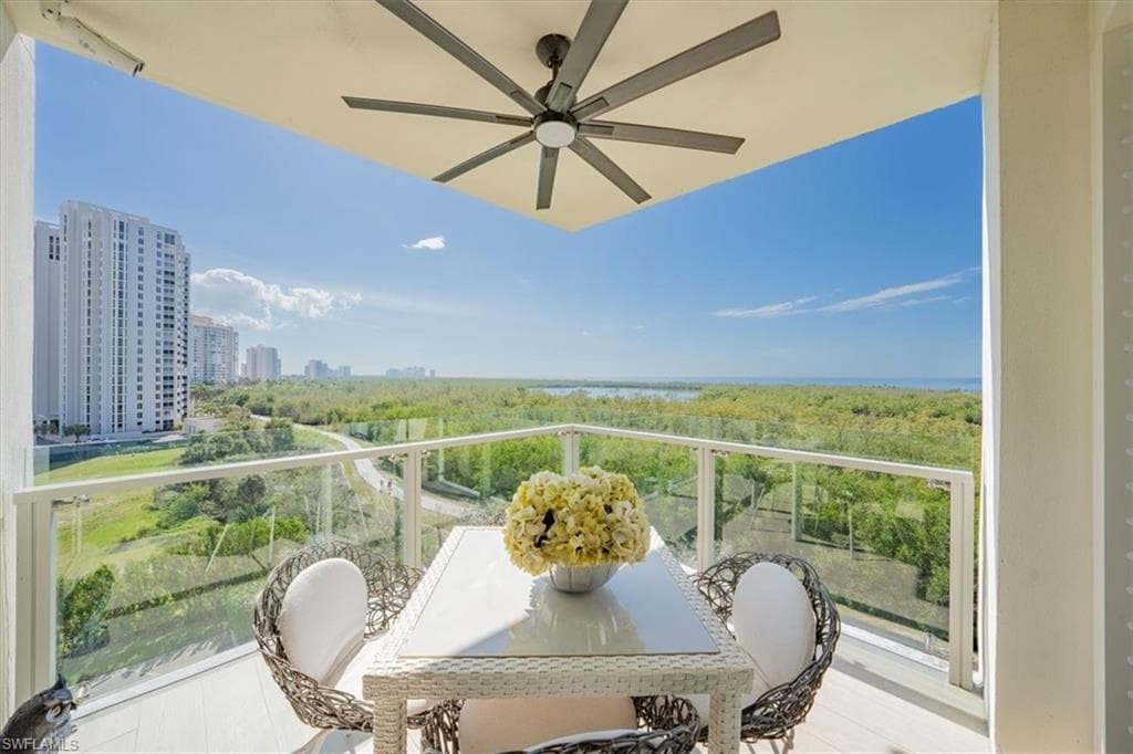 6897 Grenadier Blvd 601, Naples, FL 34108-44