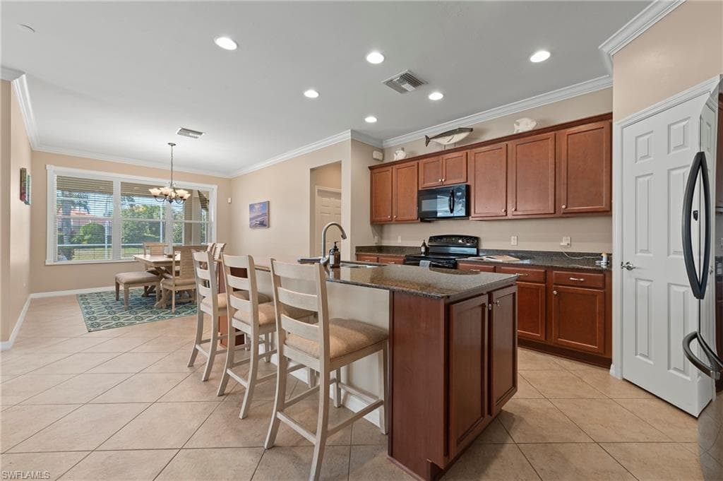 28526 Guinivere Way, Bonita Springs, FL 34135-8
