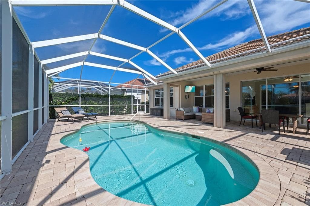 28526 Guinivere Way, Bonita Springs, FL 34135-31