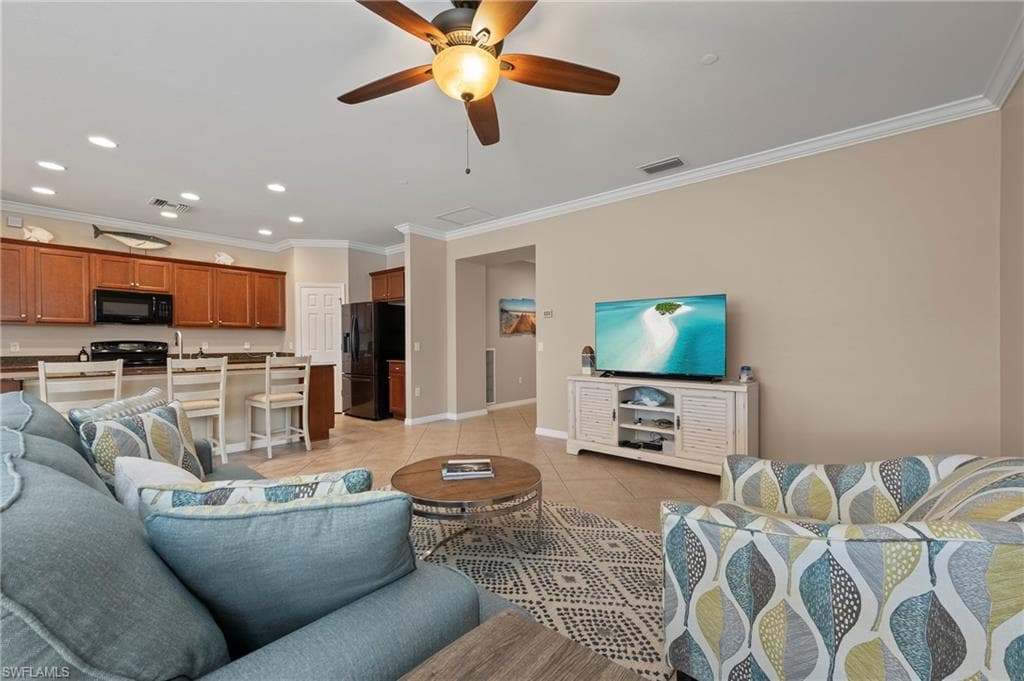 28526 Guinivere Way, Bonita Springs, FL 34135-4
