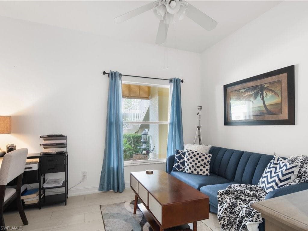 1045 Tarpon Cove Dr 102, Naples, FL 34110-21