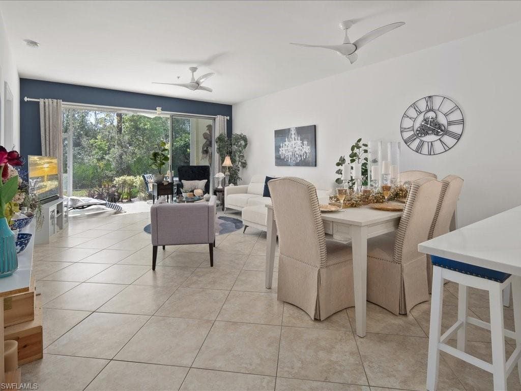 1045 Tarpon Cove Dr 102, Naples, FL 34110-1