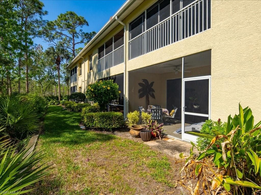 1045 Tarpon Cove Dr 102, Naples, FL 34110-30