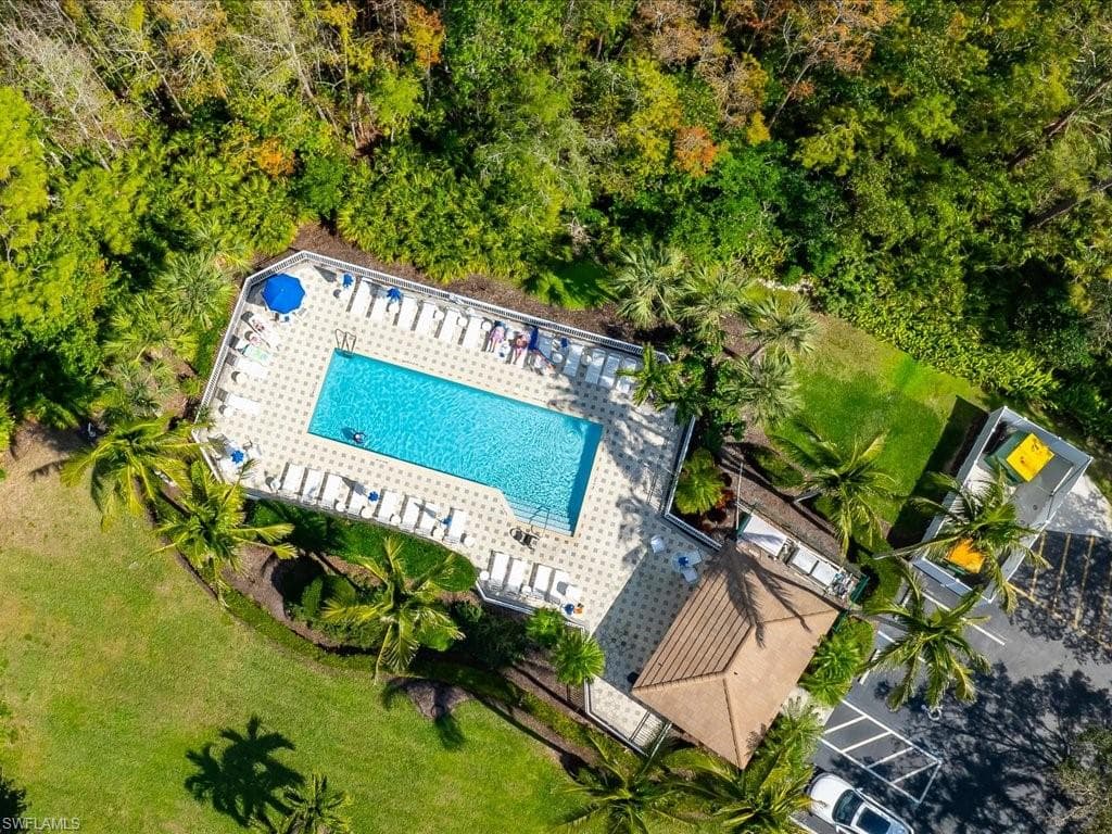 1045 Tarpon Cove Dr 102, Naples, FL 34110-32