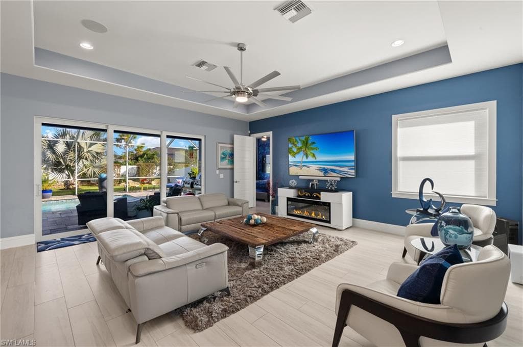 /property-images/225015647-2.jpg