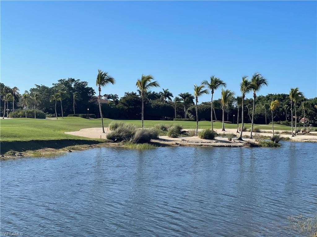 2861 Capistrano Way, Naples, FL 34105-9
