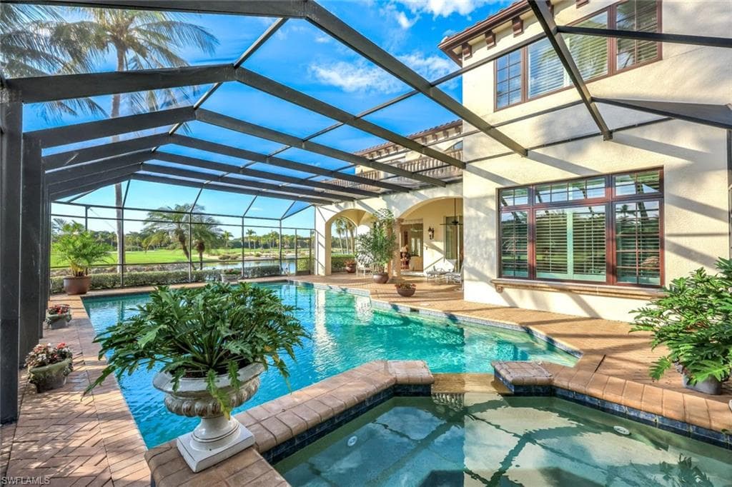 2861 Capistrano Way, Naples, FL 34105-29