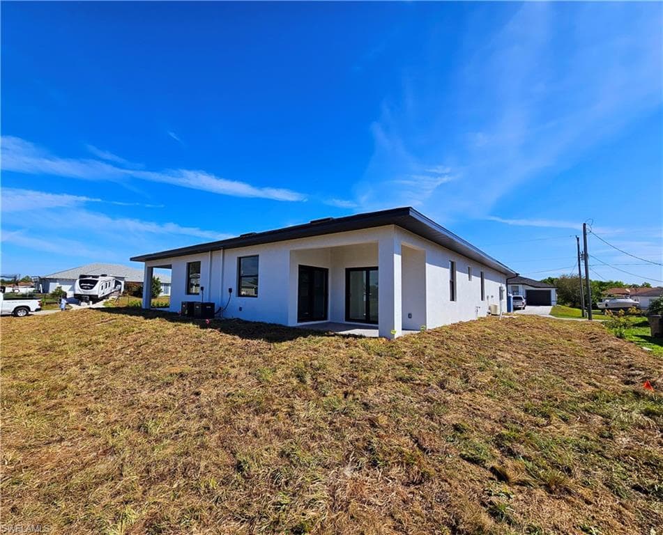 1100 Homer Ave S, Lehigh Acres, FL 33973-5