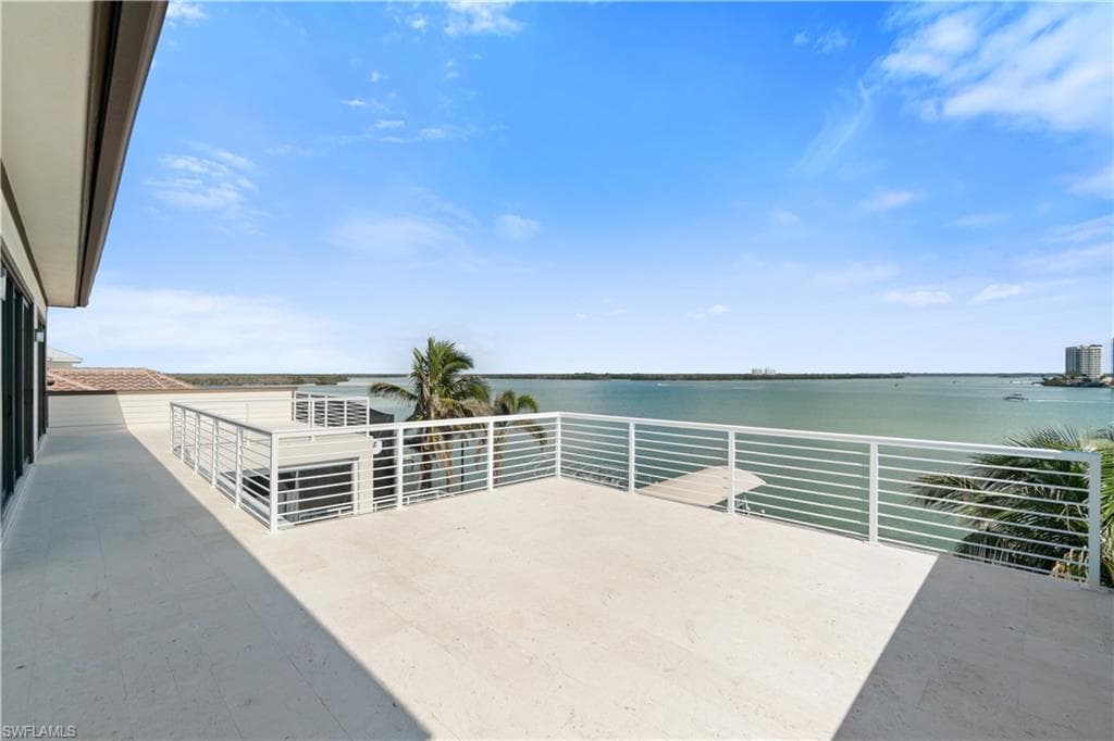 160 Little Carlos Ln, Fort Myers Beach, FL 33931-19