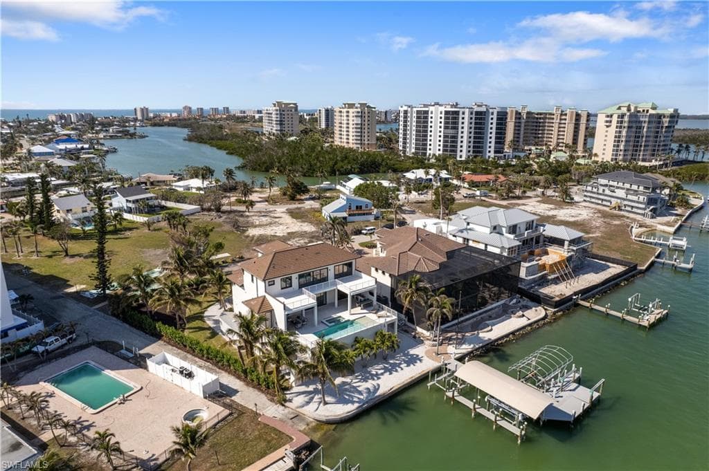 160 Little Carlos Ln, Fort Myers Beach, FL 33931-38