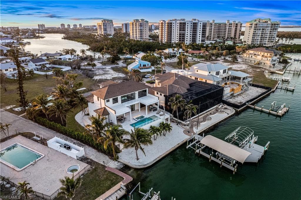 160 Little Carlos Ln, Fort Myers Beach, FL 33931-39