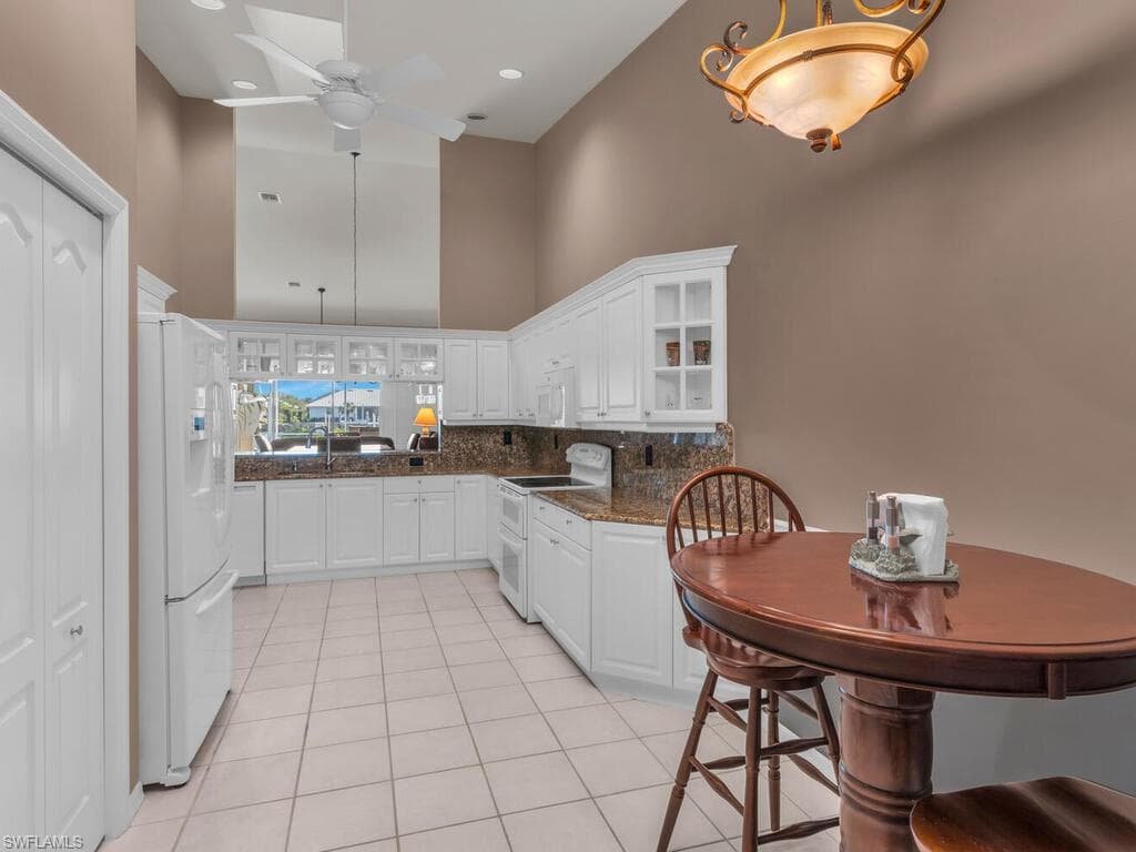 314 Stella Maris Dr S, Naples, FL 34114-15
