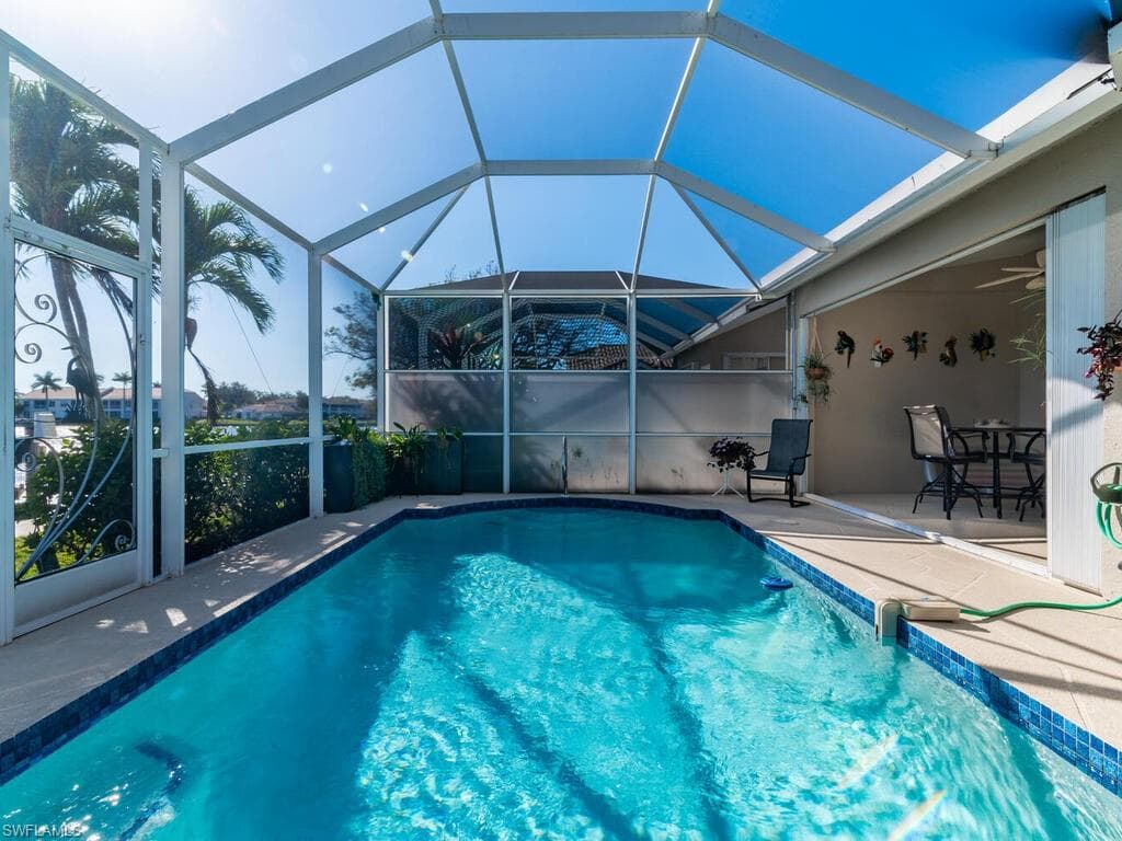 314 Stella Maris Dr S, Naples, FL 34114-18