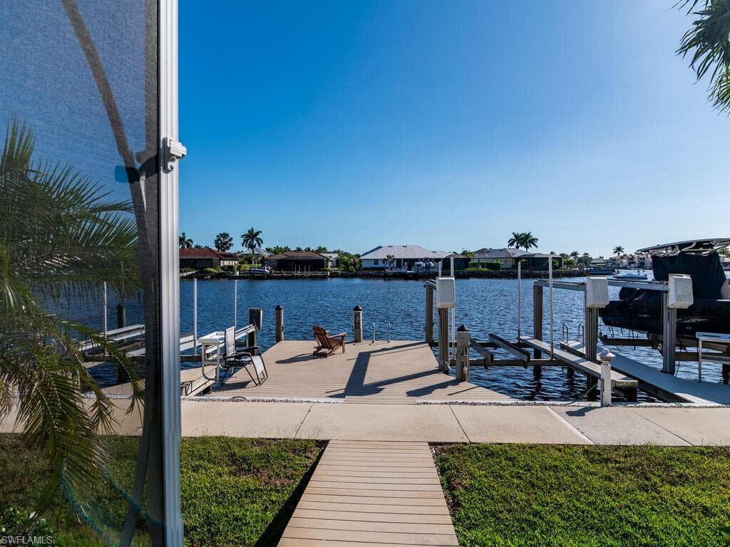 314 Stella Maris Dr S, Naples, FL 34114-26
