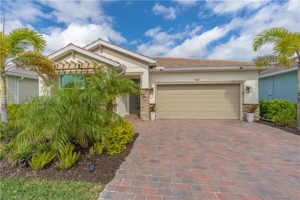 461 Kamari Cv, Naples, FL 34114-2