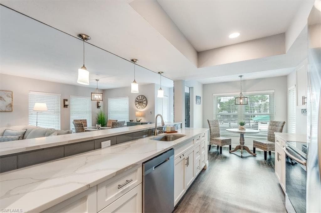 /property-images/225018255-2.jpg