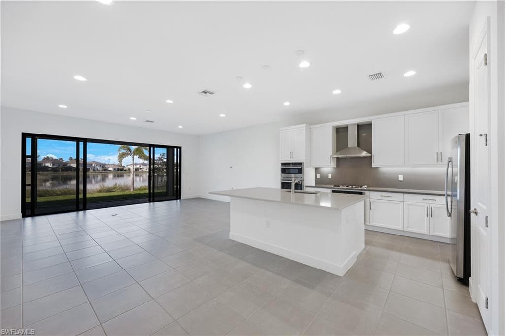 12771 Woodbury Dr, Estero, FL 33928-8